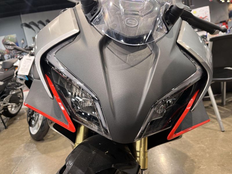 New 2025 CFMOTO 450SS Image 13