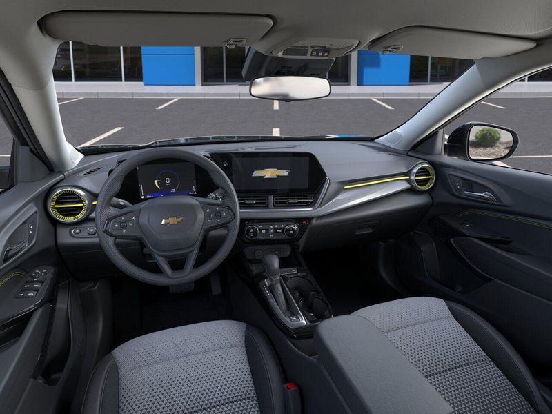 New 2025 Chevrolet Trax LTImage 15