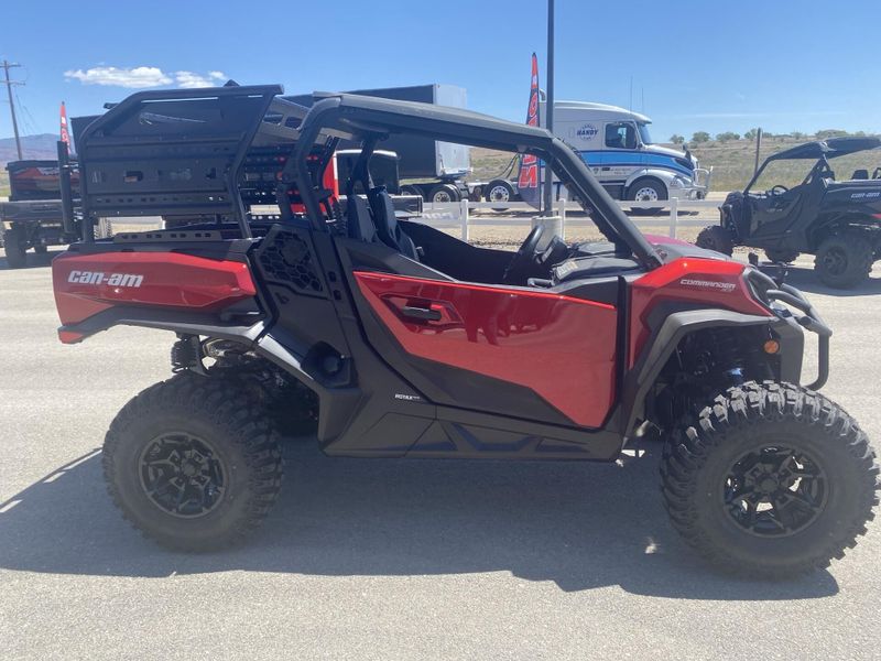 New 2026 Can-Am COMMANDER XT 700 