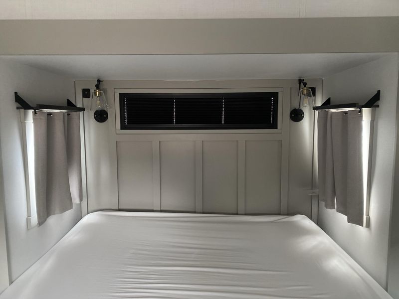 Used 2024 BRINKLEY 3950 Image 26