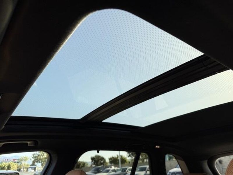 Used 2023 BMW X5 M50iImage 23