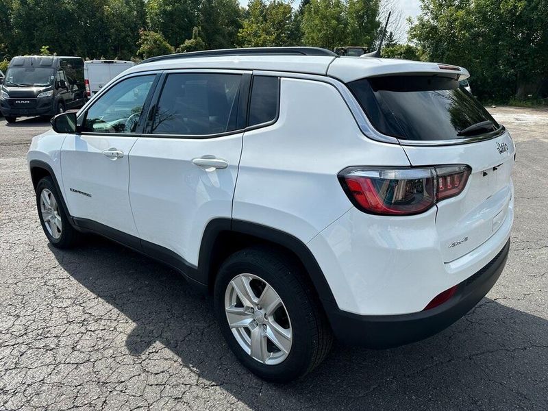 2022 Jeep Compass LatitudeImage 15