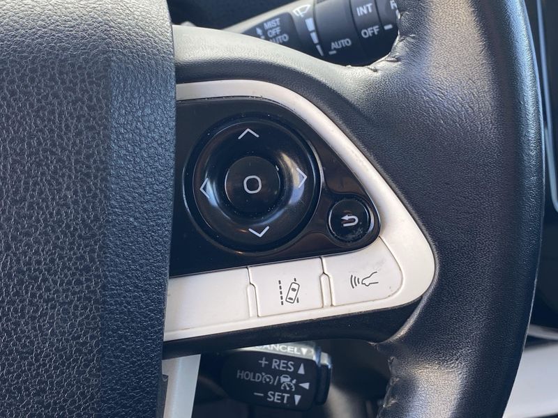 2017 Toyota Prius Image 27