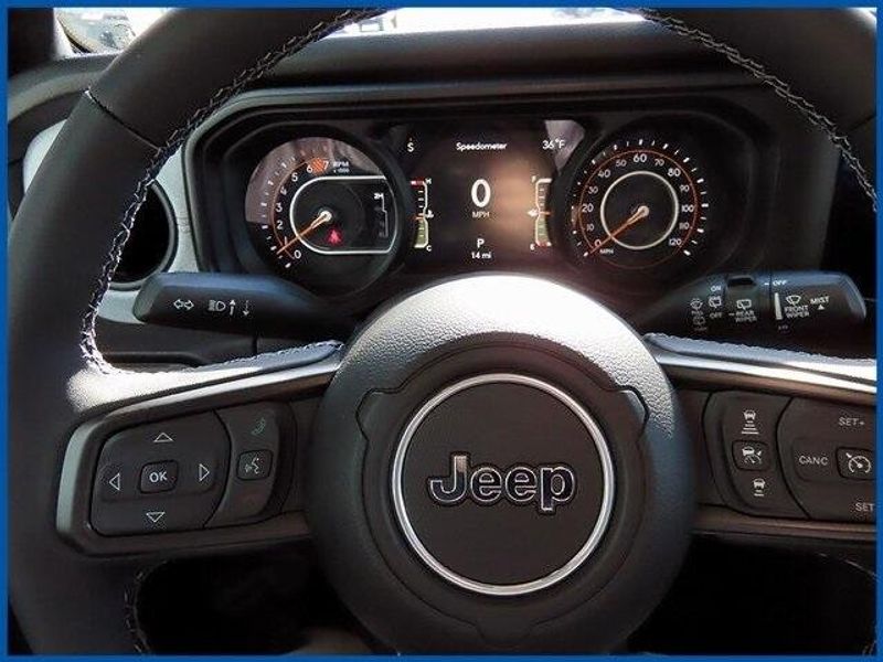 New 2025 Jeep Wrangler Sport SImage 16