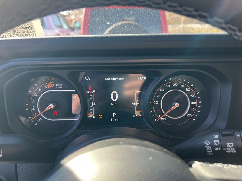 New 2026 Jeep Wrangler 4-door Rubicon XImage 19