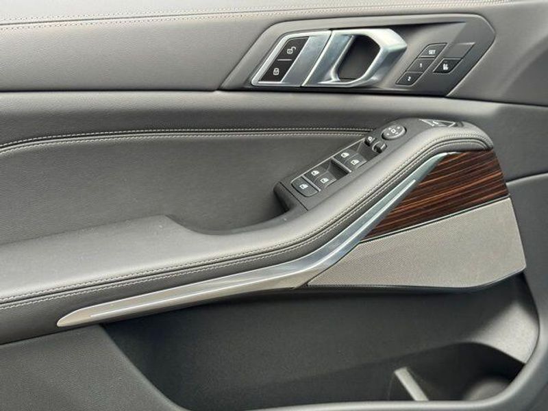 New 2026 BMW X5 xDrive40iImage 15