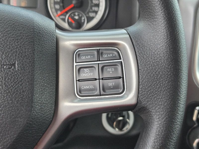 Used 2022 RAM 1500 Classic SLT 4x2 Crew Cab 5'7 Box