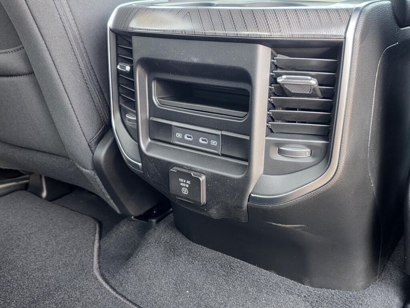 New 2026 RAM 1500 Big Horn Crew Cab 4x4 5'7' Box