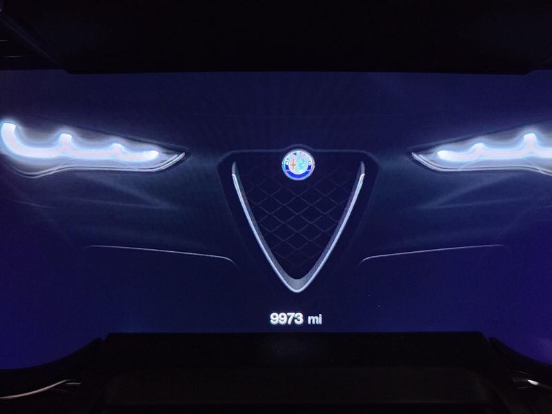 Used 2025 Alfa Romeo Stelvio Veloce Premium AWD w/SunroofImage 35
