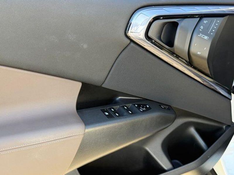 Used 2025 BMW X3 30 xDriveImage 18