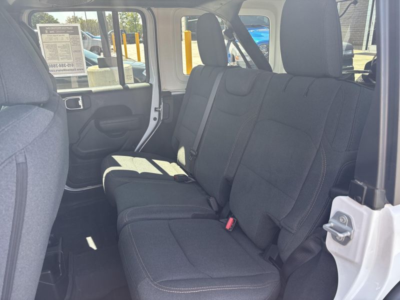 Used 2026 Jeep Wrangler Sport SImage 29