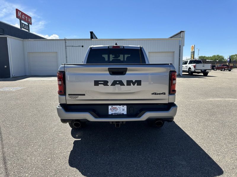 2025 RAM 1500 Big Horn Crew Cab 4x4 5