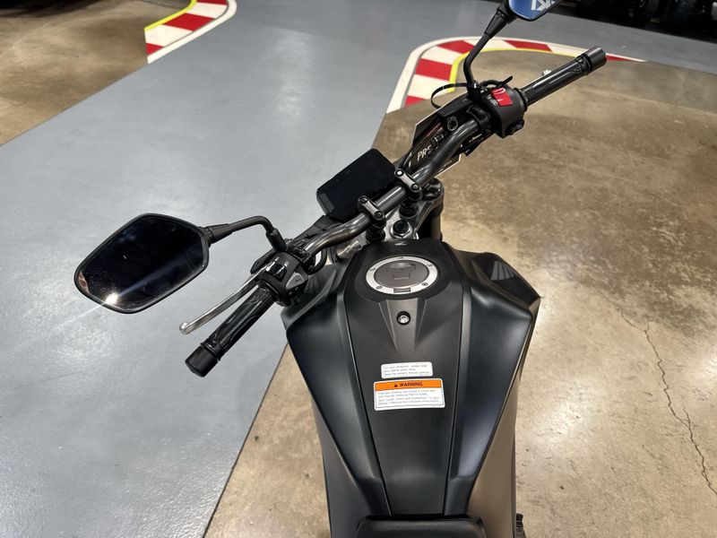 Used 2025 Honda CB300R ABS Image 17