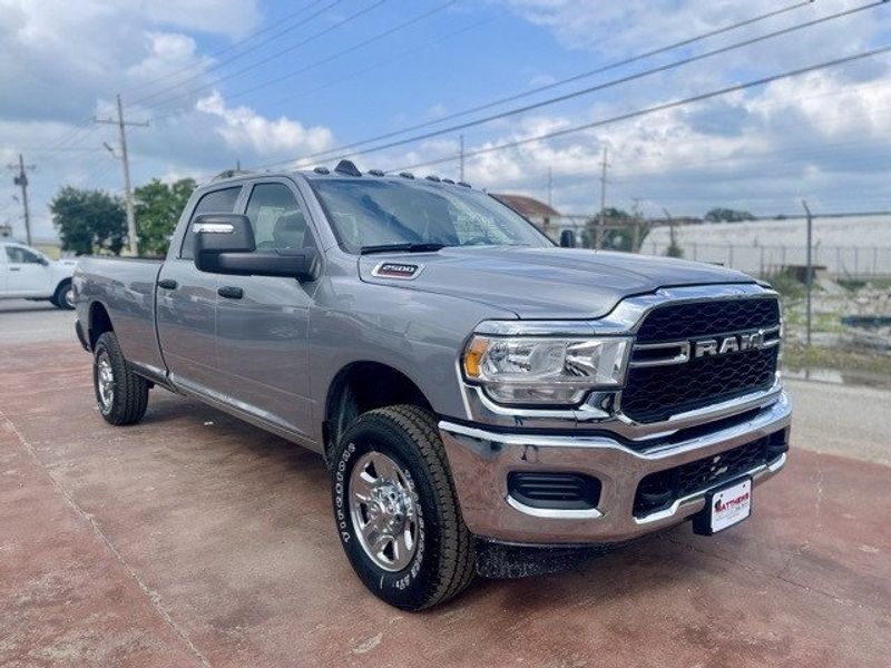 2024 RAM 2500 Tradesman Crew Cab 4x4 8