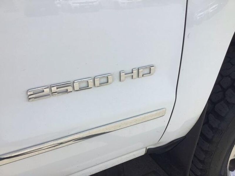 2017 Chevrolet Silverado 2500HD LTZImage 19