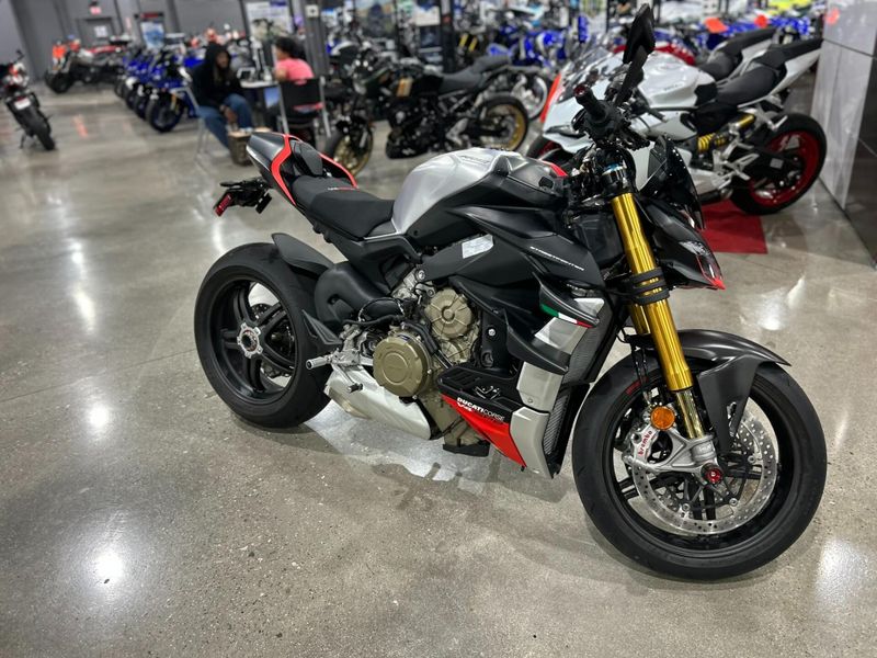 Used 2025 Ducati STREETFIGHTER V4 SP2 Image 5