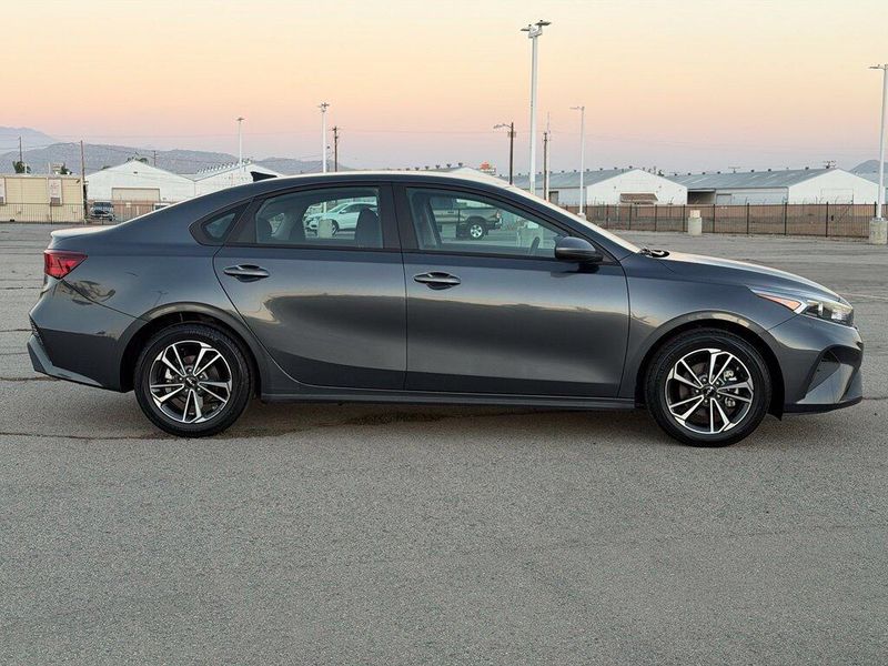 Used 2024 Kia Forte LXSImage 8