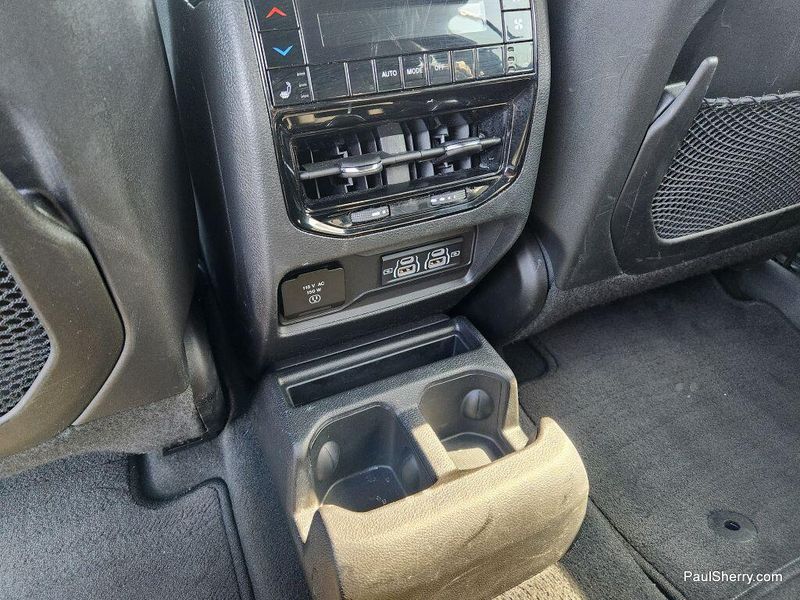 Used 2024 Jeep Grand Cherokee L Limited Black