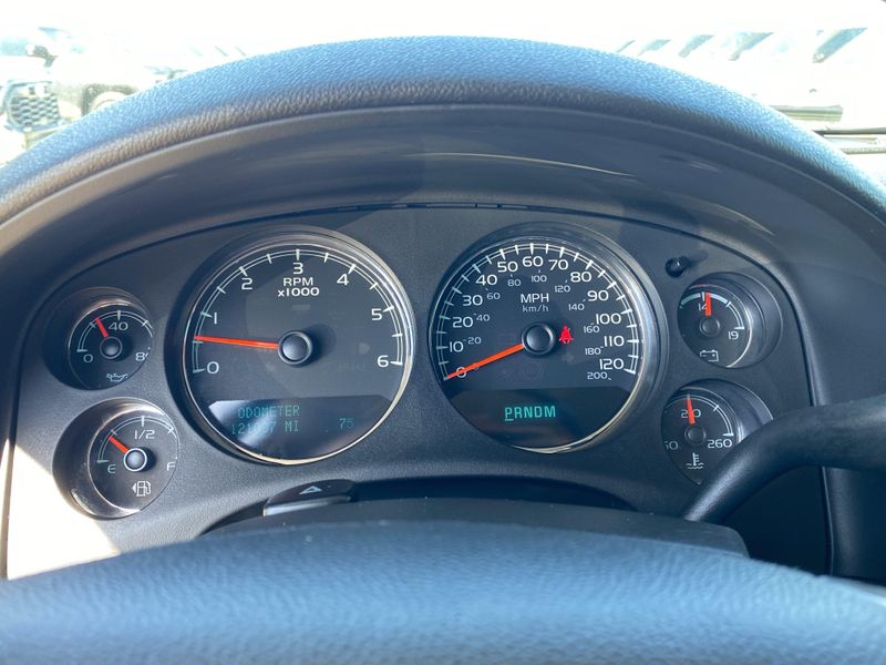 Used 2011 Chevrolet Tahoe LTImage 27
