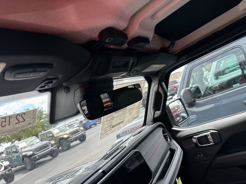 New 2025 Jeep Gladiator Rubicon X 4x4Image 31