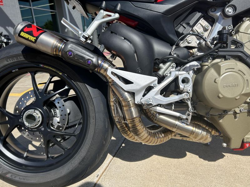 Used 2022 Ducati Streetfighter V4S 