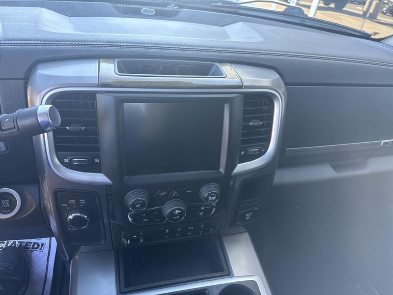 Used 2015 RAM 2500 Longhorn LimitedImage 17