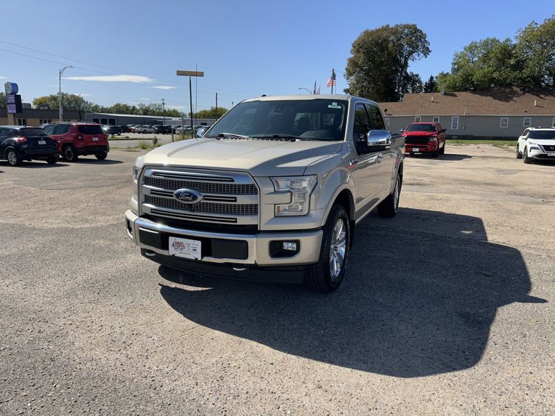 2017 Ford F-150 PlatinumImage 4