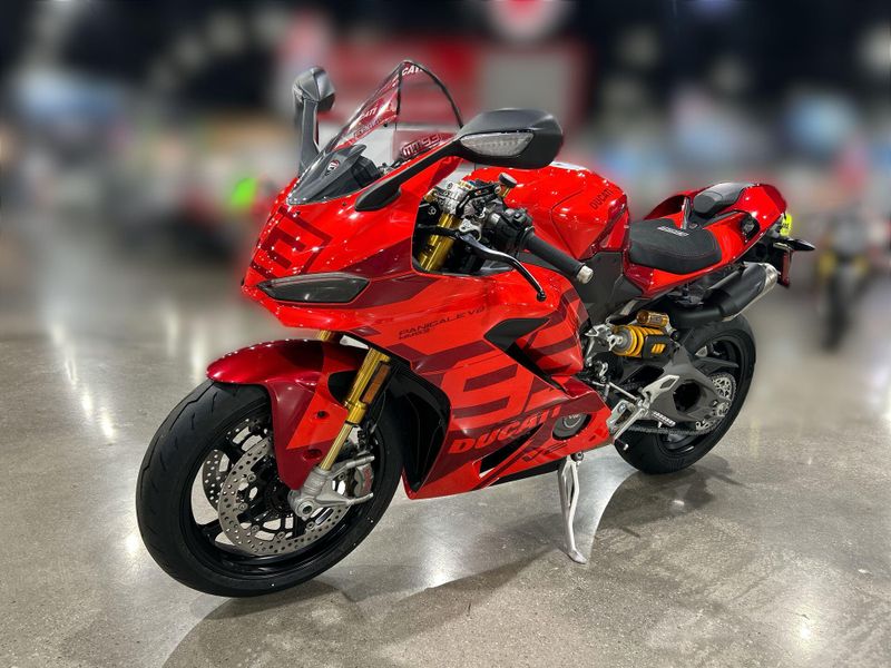 New 2027 Ducati PANIGALE V2 MM93 Image 19