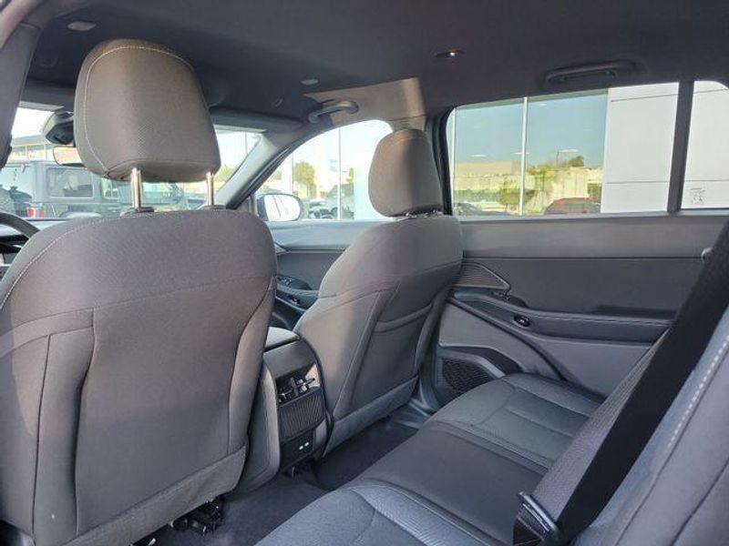 New 2026 Jeep Cherokee Laredo 4x4