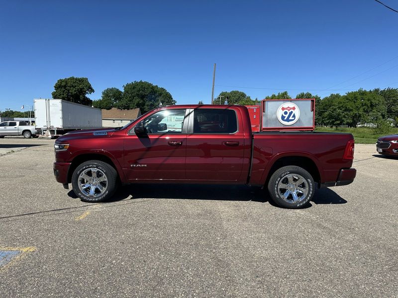 2025 RAM 1500 Big Horn Crew Cab 4x4 5