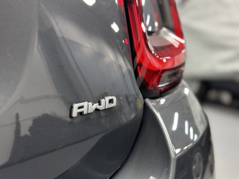 2023 Fiat 500x Pop Awd in a Grigio Moda (Graphite Gray Metallic) exterior color and Black Heated Seatsinterior. Schmelz Countryside Alfa Romeo and Fiat (651) 968-0556 schmelzfiat.com 