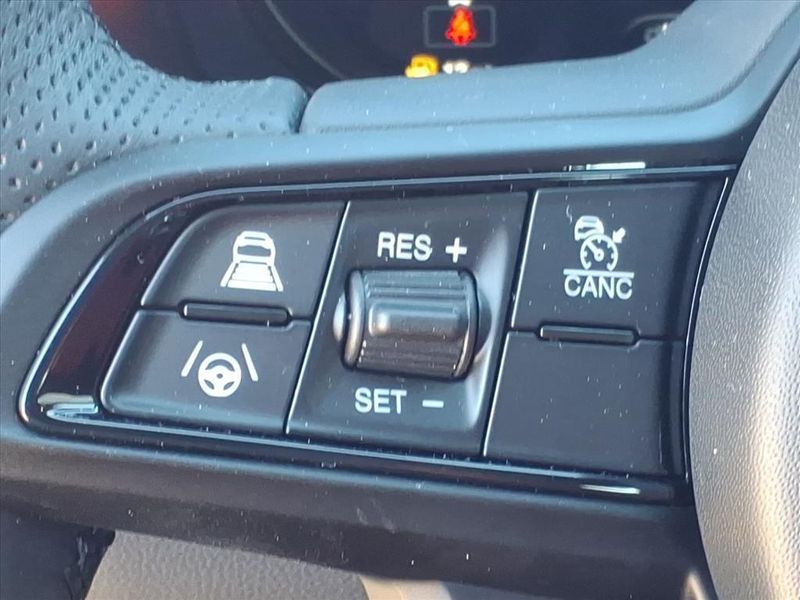 New 2025 Alfa Romeo Giulia VeloceImage 19