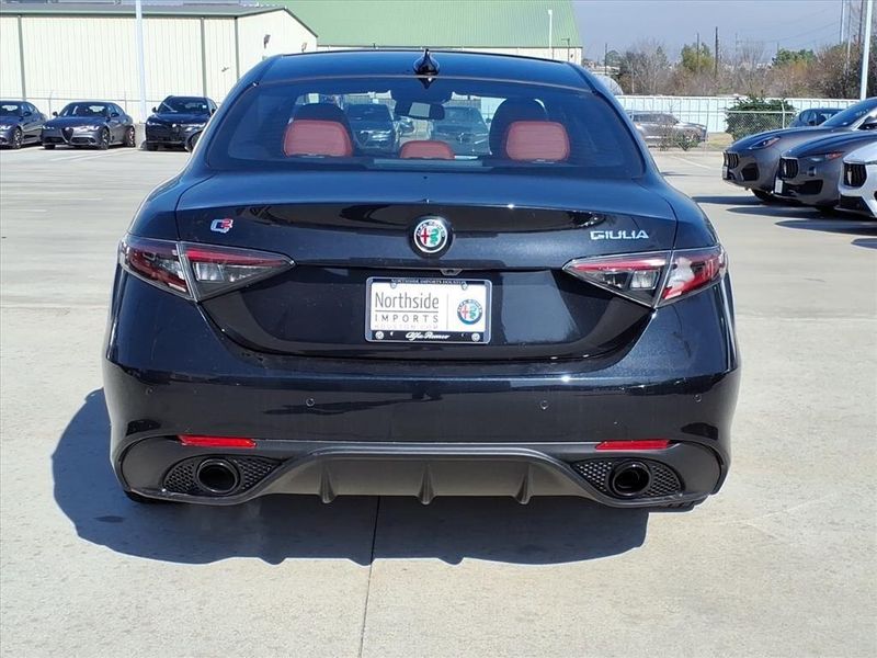 New 2026 Alfa Romeo GiuliaImage 8