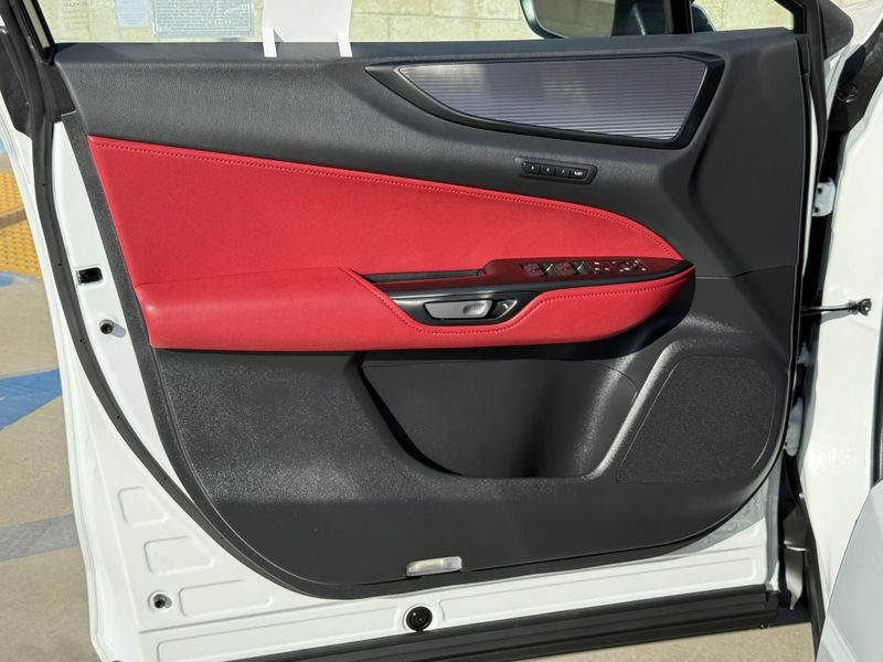 Used 2025 Lexus NX 450h+ F SPORT HandlingImage 17