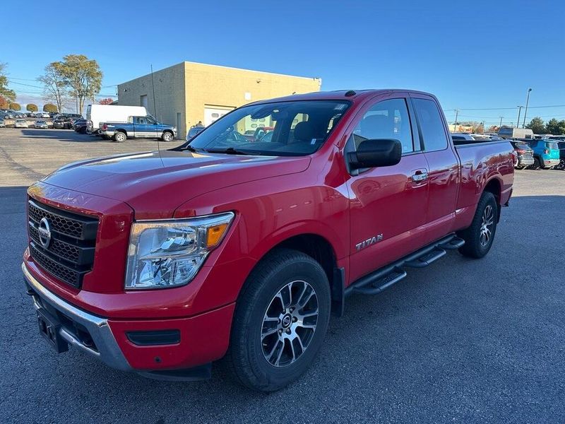 2021 Nissan Titan SVImage 11