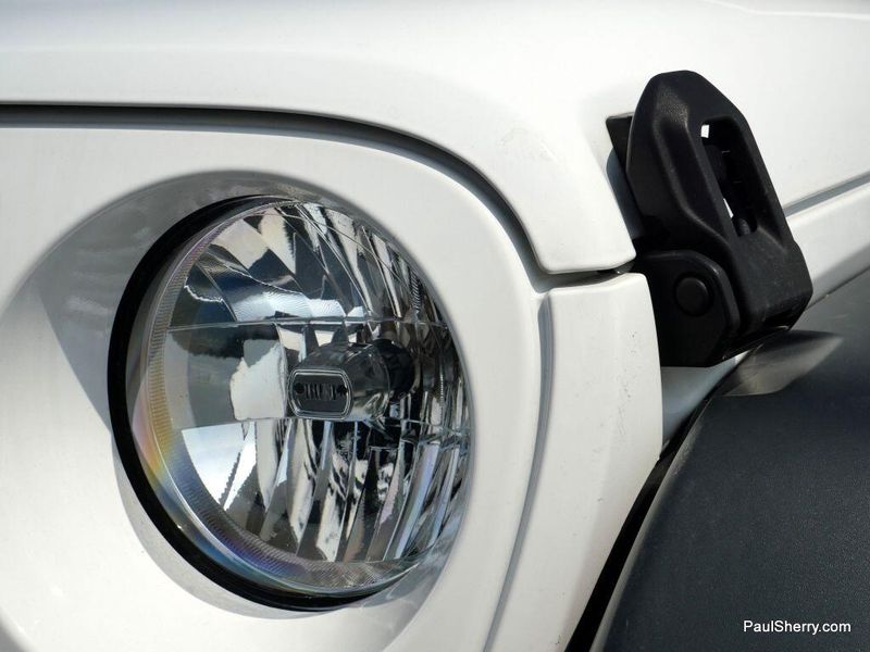 2023 Jeep Wrangler Sport SImage 16