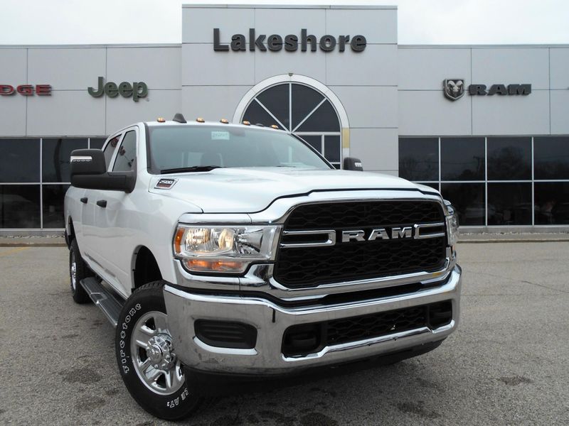 2024 RAM 2500 Tradesman Crew Cab 4x4 6