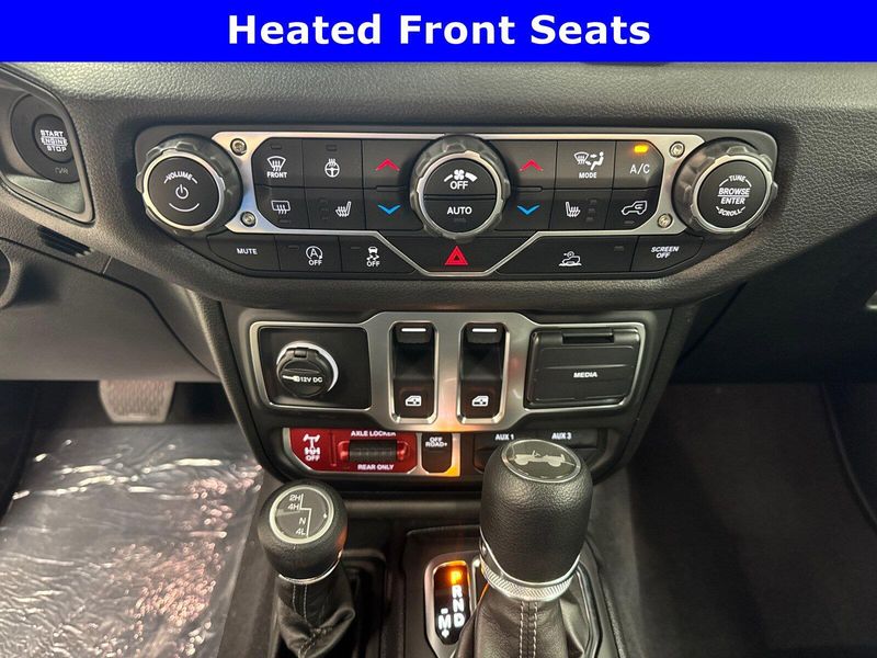 2025 Jeep Wrangler 2-door WillysImage 15