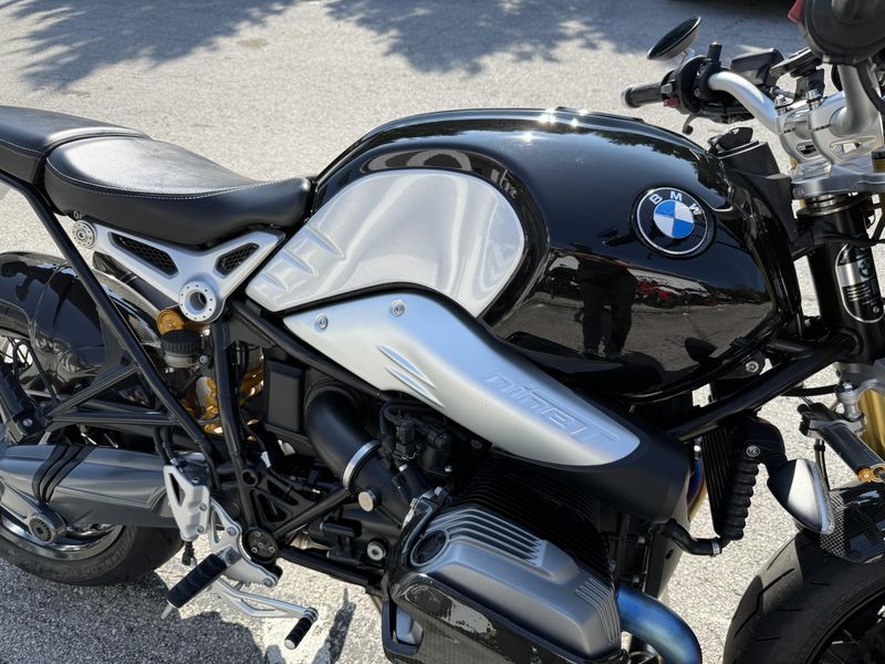 2016 BMW R nineT 