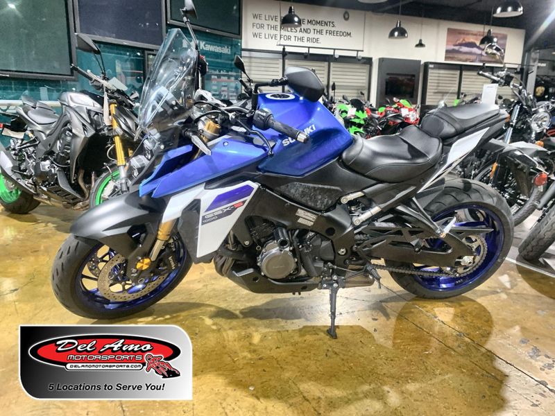 Used 2024 Suzuki GSX-S1000 CA Image 1