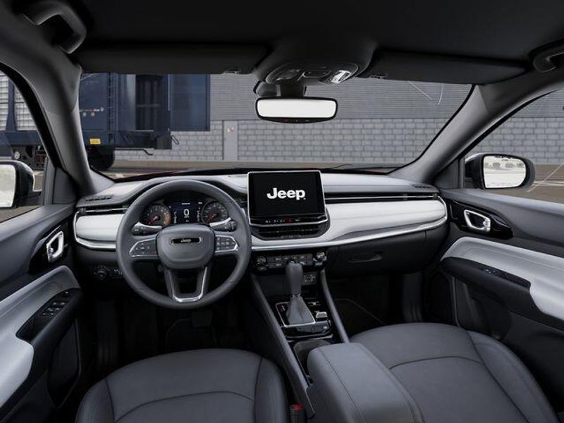 New 2026 Jeep Compass Limited 4x4Image 14