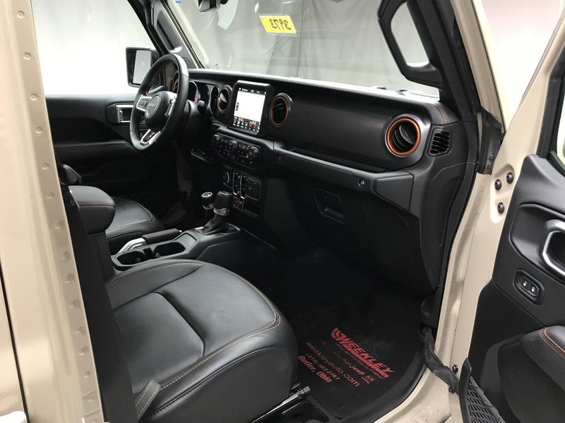 Used 2022 Jeep Gladiator MojaveImage 24