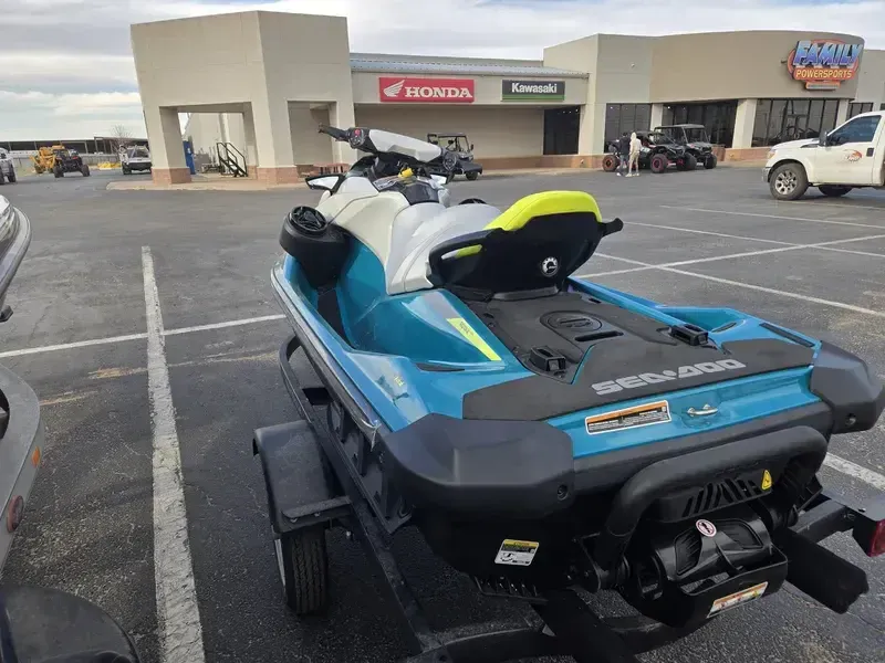 2025 SEADOO GTI SE 170 WITH SOUND SYSTEM IDF TEAL BLUE AND MANTA GREEN Image 14