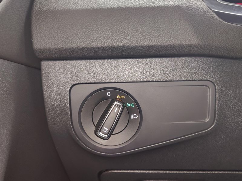 Used 2024 Volkswagen Tiguan SE AWD R-Line Black w/SunroofImage 30