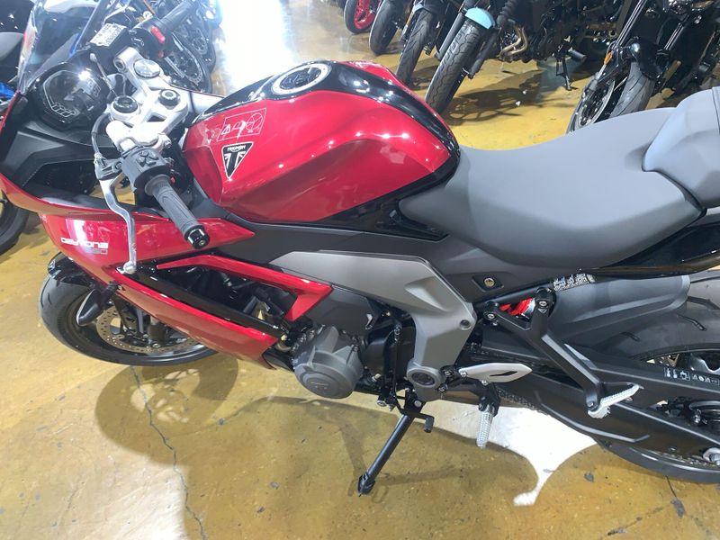 New 2025 Triumph DAYTONA 660 Image 13