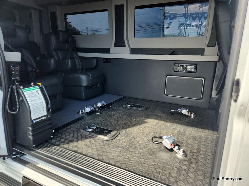 2024 RAM Promaster 2500 Slt+ Window Van High Roof 159