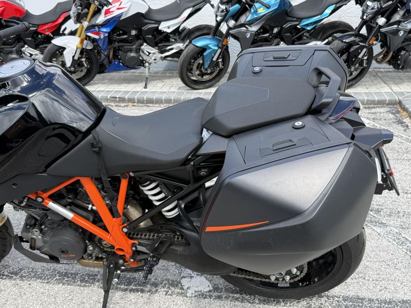 2020 KTM 1290 Super Duke GT