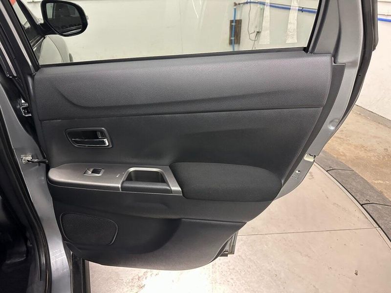 2020 Mitsubishi Outlander Sport 2.0 SEImage 25