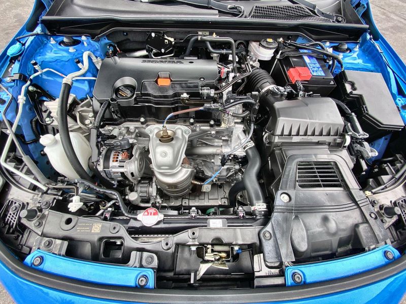 Used 2024 Honda Civic Hatchback SportImage 28