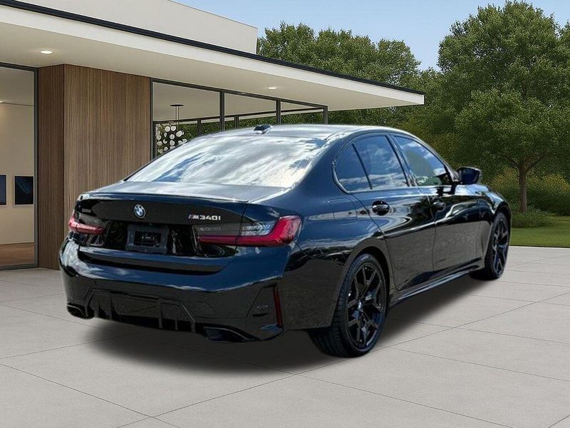Used 2025 BMW 3 Series M340i xDriveImage 8